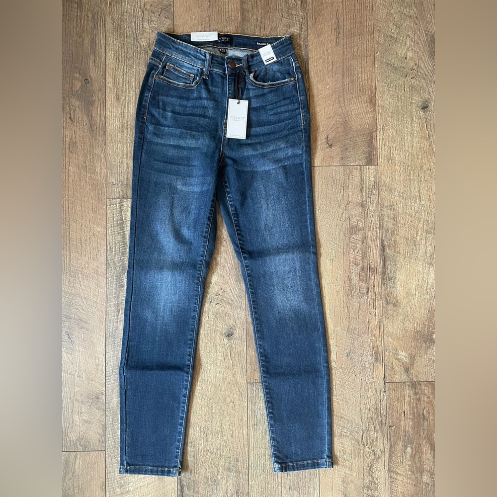 Judy Blue High Waist Relaxed Fit Dark Wash Jeans 3/26 NWT